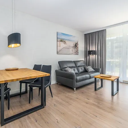 Bel Mare Lux B105 With Patio Garden By Renters Мендзыздрое